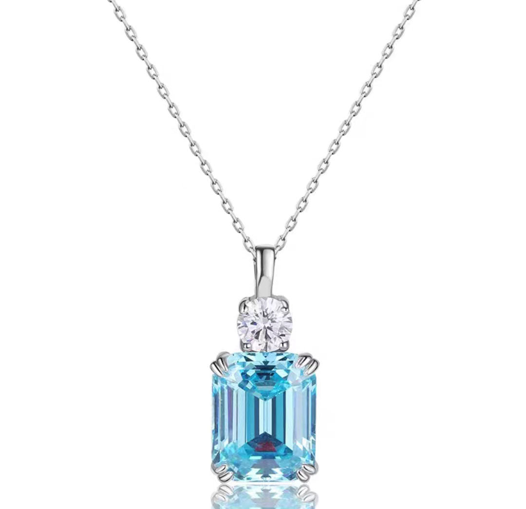 Collier en losange radieux