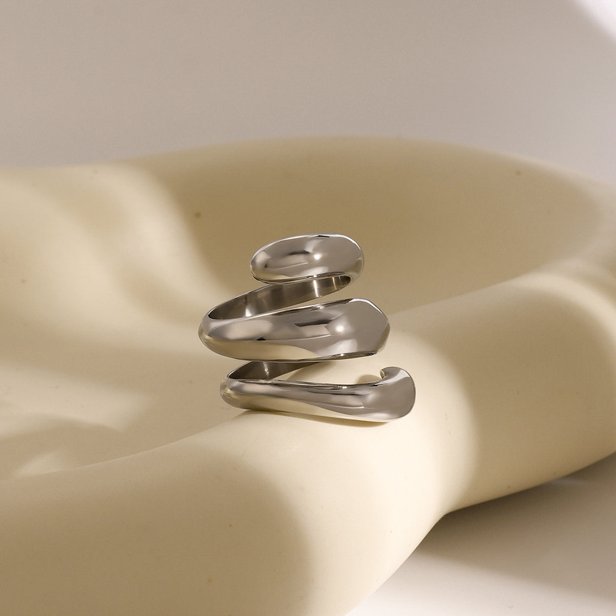 Modéla Ring