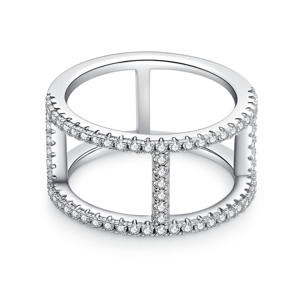 Classic Moissanite Ring