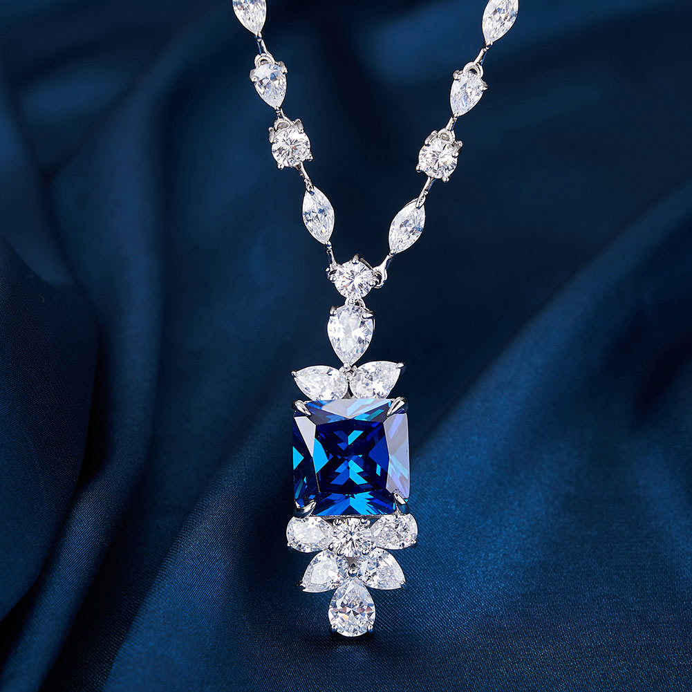 The Diana Necklace
