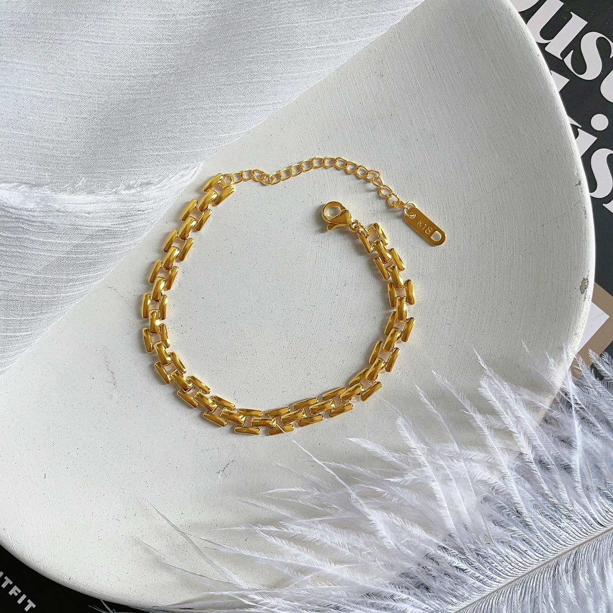 Craft & Clarity Bracelet