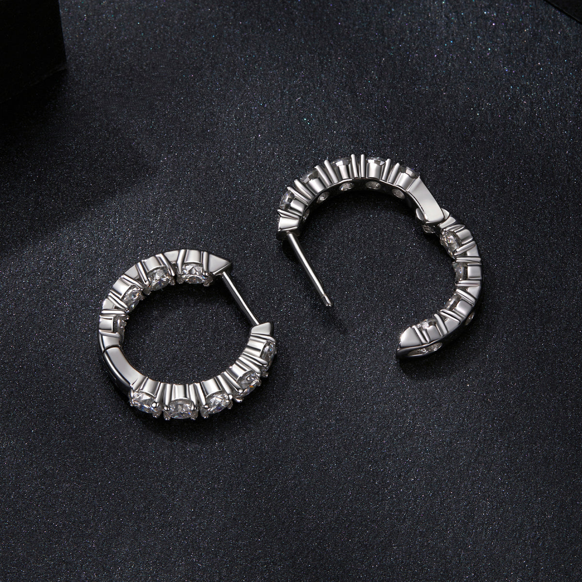 Mossaré Moissanite Earring