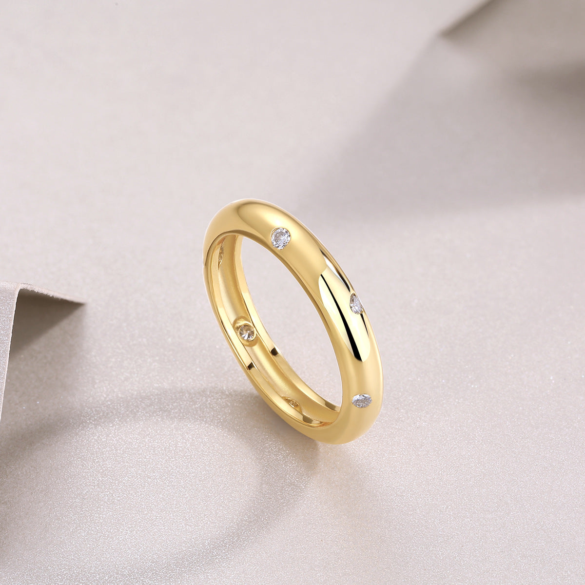 One Gleam Moissanite Ring