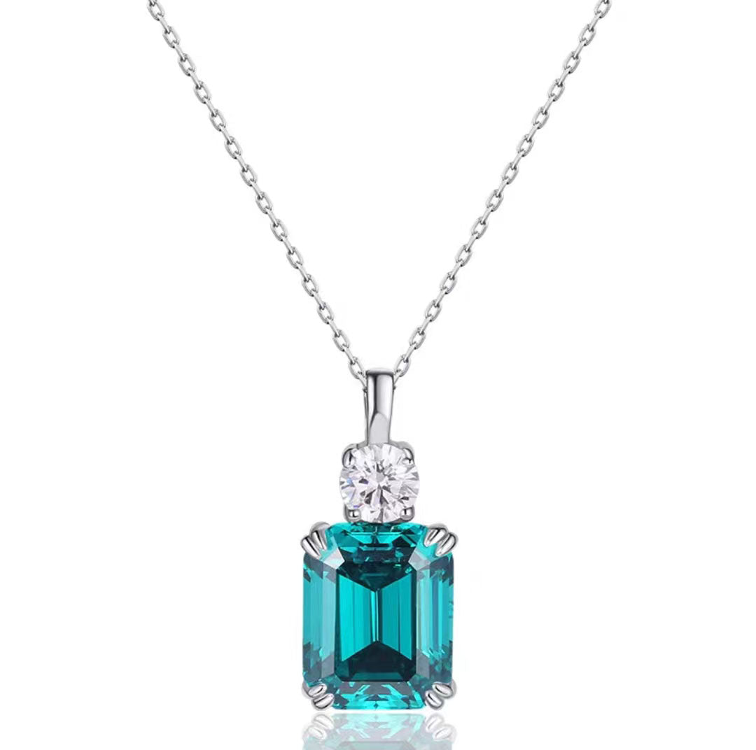 Collier en losange radieux 