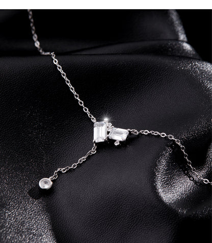 Collier Illustra 