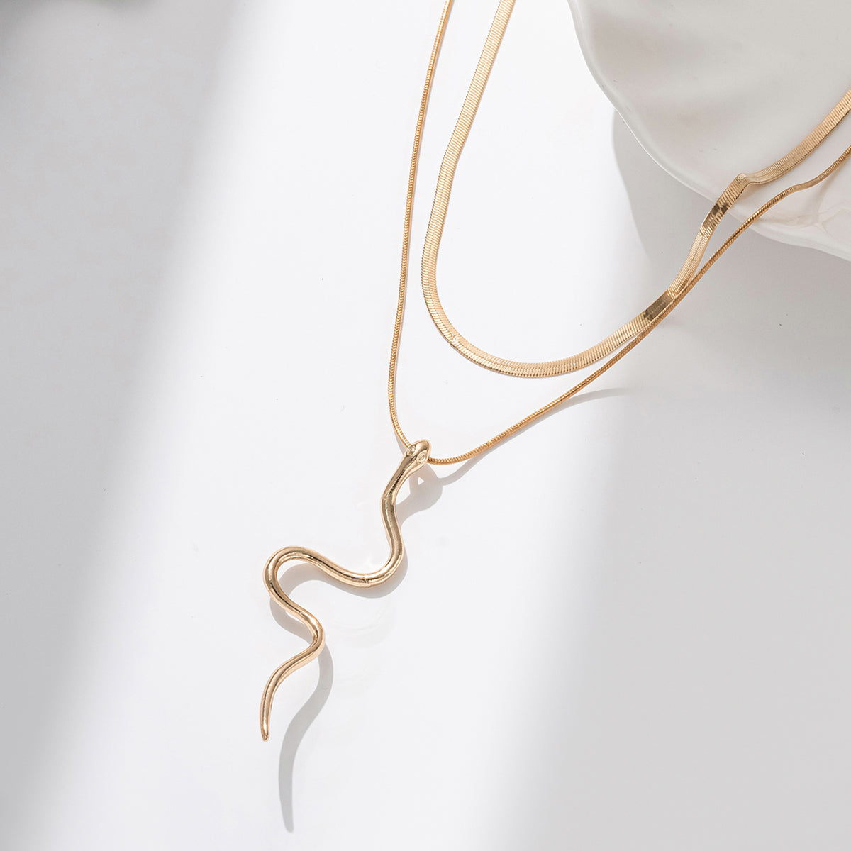 Serpenté Necklace