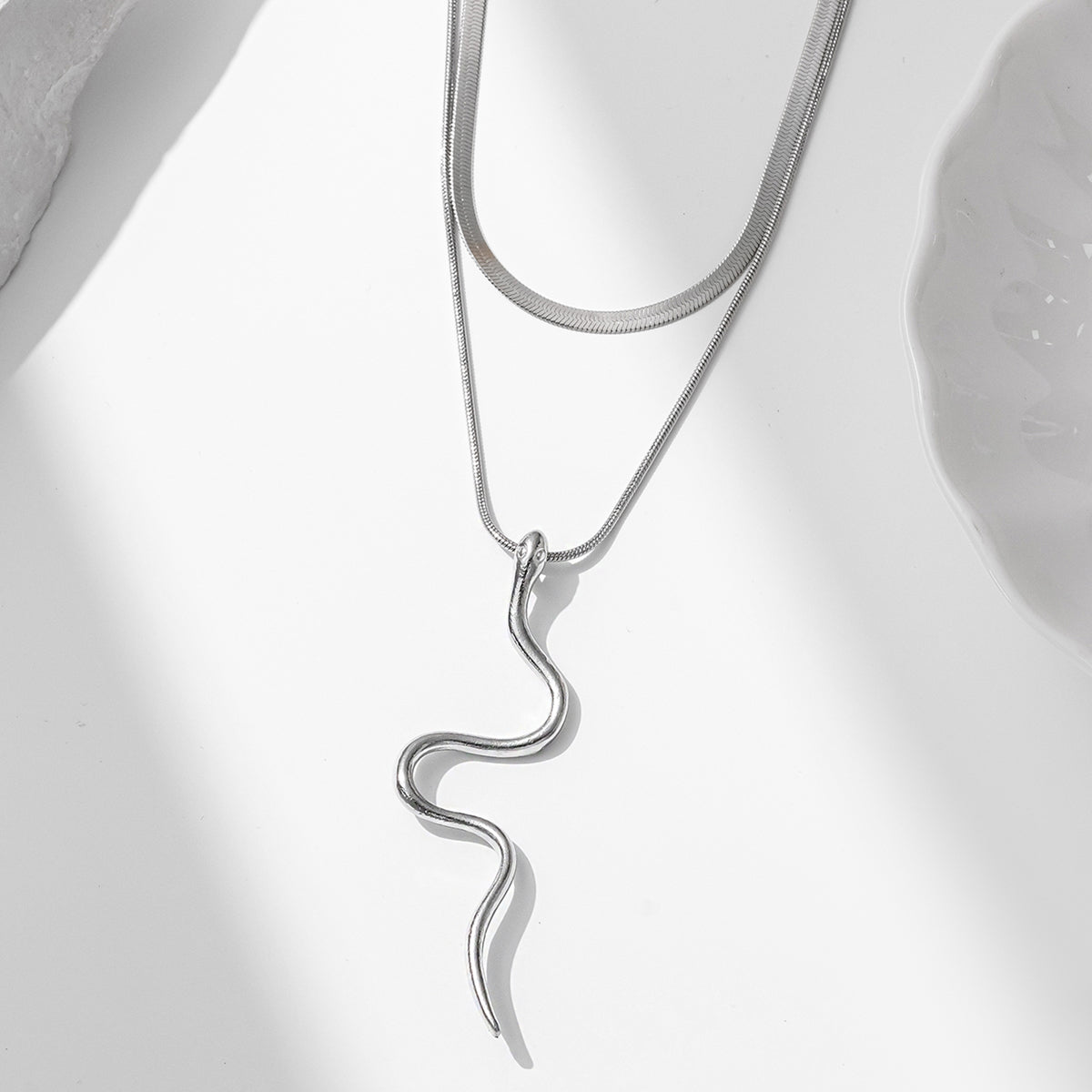 Serpenté Necklace